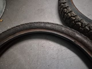 Neumáticos 80/90-21 y 4,10-18