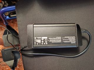 Cargador 24V para baterías de plomo-ácido/gel