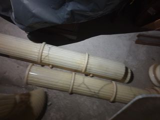 Chimenea de mármol con escudo