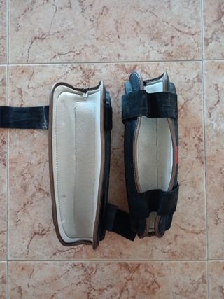 Espinilleras Artes Marciales Rígidas