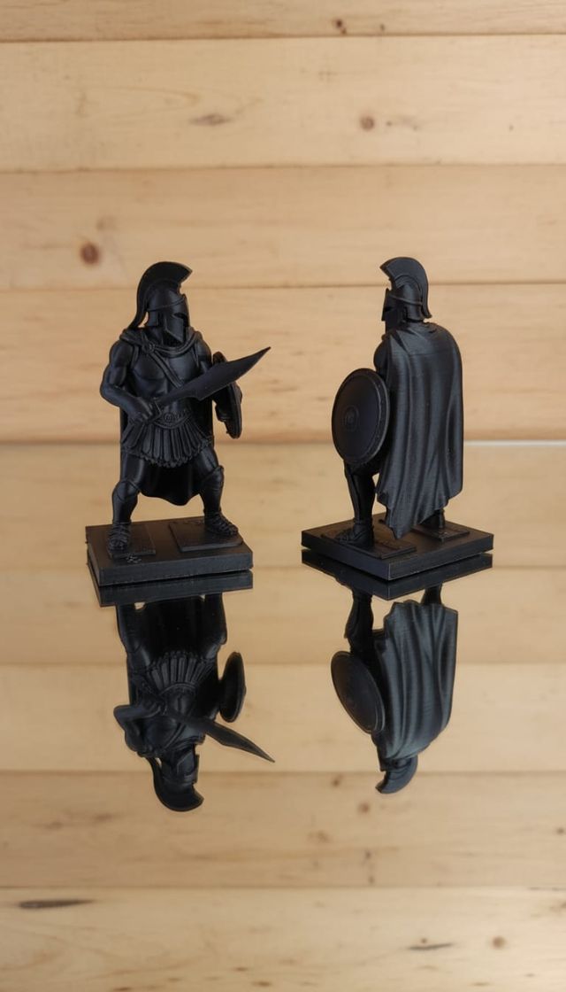 Figura Guerrero Espartano Negro Plástico