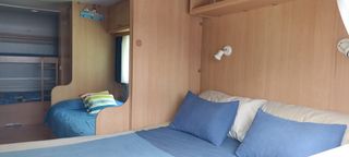 Caravana con papeles