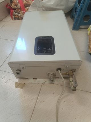 Calentador de gas Ariston