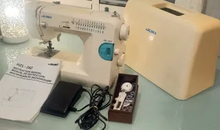 Máquina de coser JUKI HZL-35Z