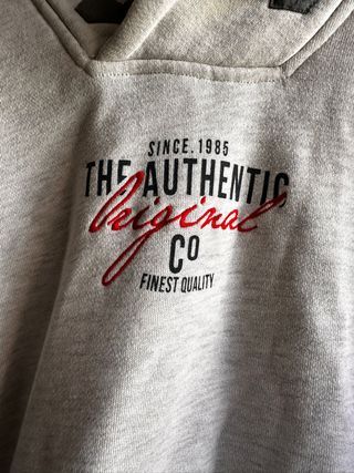 Sudadera con cuello sin capucha