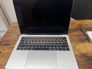 MacBook Pro 2017 Plata
