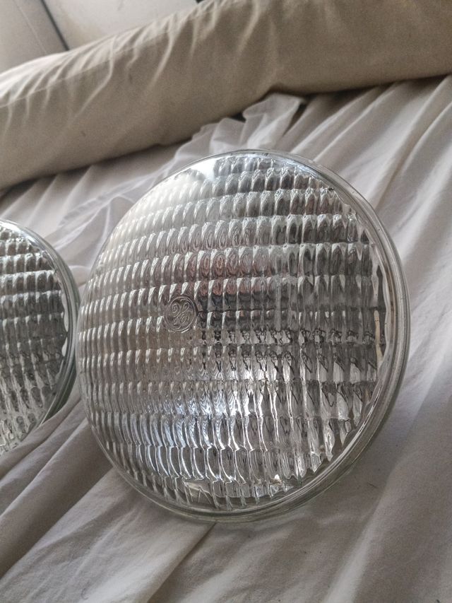 2 Lámparas Halogenss  piscina GE 300PAR56 12V 300W