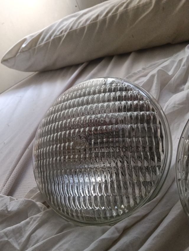 2 Lámparas Halogenss  piscina GE 300PAR56 12V 300W