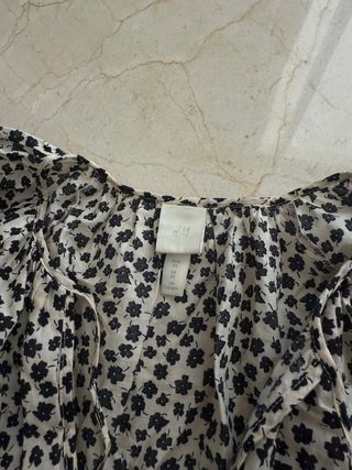 Vestido floral H&M Talla XS