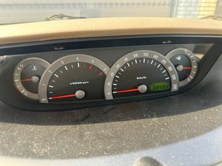SsangYong Rodius 2011