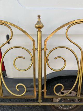 Cabecero ANTIGUO DE LATON