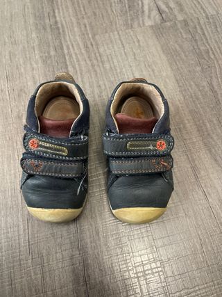 Zapatillas niño velcro