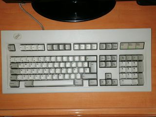 Teclado IBM conexión ps2,negociable 