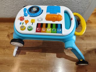 Correpasillos musical de bebé marca Baby Einstein