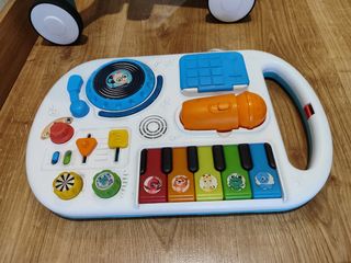 Correpasillos musical de bebé marca Baby Einstein