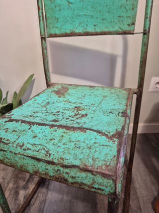 Sillas Industriales Metal Verde y Amarillo