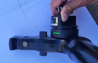 Gancho de bola desmontable Brink BMU con llave