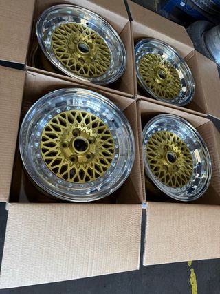 Llantas 15 Alfa 75 5x100 5x98 
Nuevas original