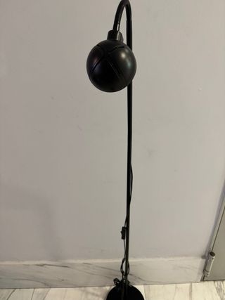 Lámpara de pie flexible negra