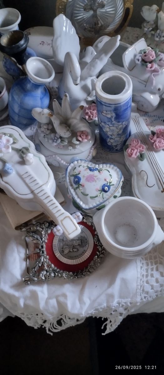 Lote cuencos barro y porcelana son más de 60 pieza