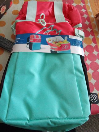 Mochila nevera 20L roja y turquesa