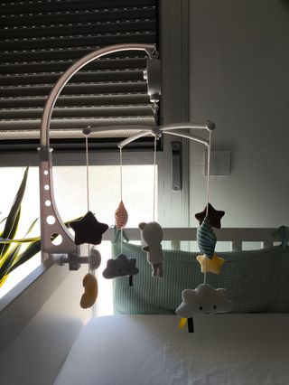 Móvil cuna musical con peluches