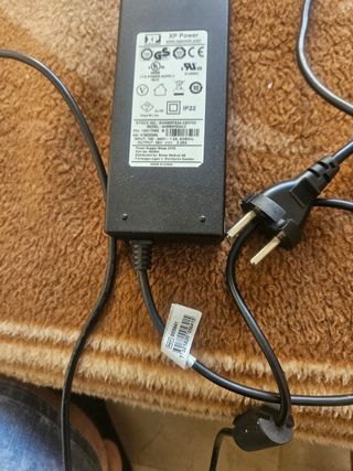 XP Power Fuente Alimentación 24V 2.25A