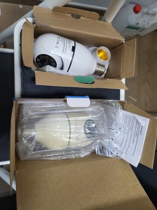 Cámara de vigilancia tipo bombilla