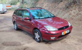 Ford Focus familiar 2003
