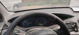 Ford Focus familiar 2003