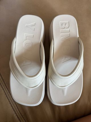 BIMBA Y LOLA Sandalias Plataforma Beige
