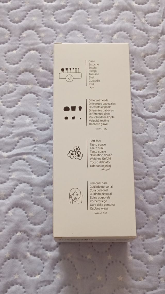 Juego 12 brochas maquillaje con estuche