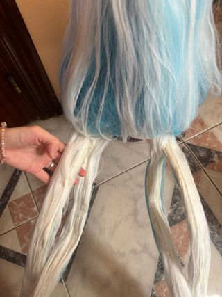 Peluca Furina Genshin Impact Cosplay ya estilizada