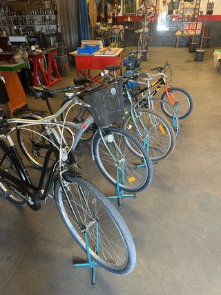 Pack 5 Bicicletas Ciudad y una carretera