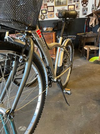 Pack 5 Bicicletas Ciudad y una carretera