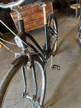 Pack 5 Bicicletas Ciudad y una carretera