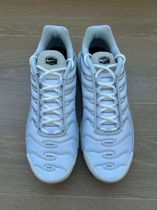 Nike Air Max Plus “Sail Pure Platinum Silver”