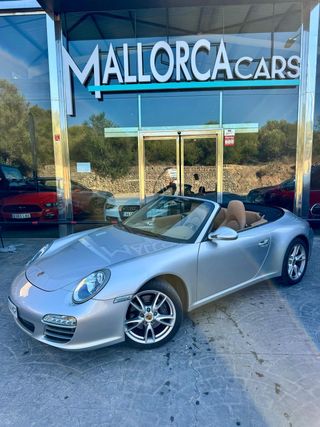 Porsche 911 CARRERA 4 