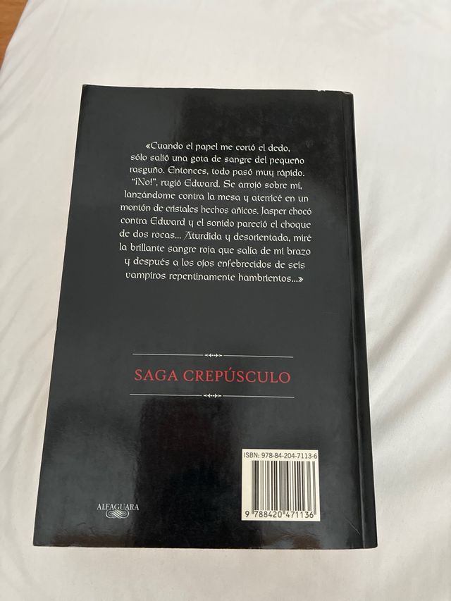 Luna nueva (Saga Crepúsculo 2)