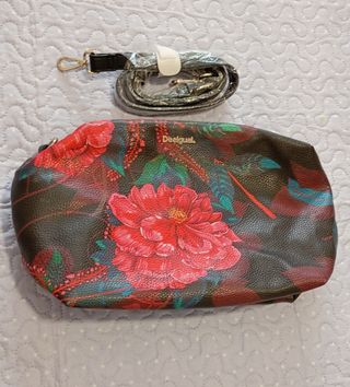 Bolso Desigual floral nuevo