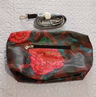 Bolso Desigual floral nuevo