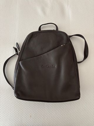 Mochila de cuero Guy Laroche marrón