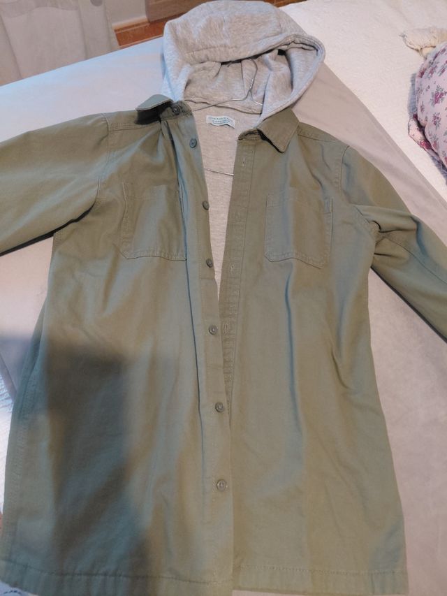 Camisa con capucha Primark Talla 12-13 años