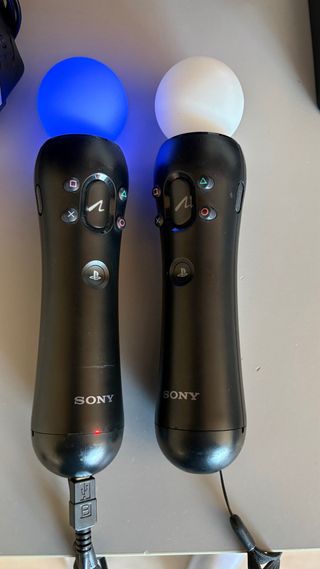 Mandos PS Move + Cargador