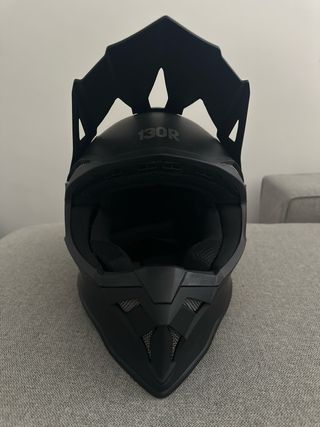 Casco Off-Road Negro Mate 130R Hakone