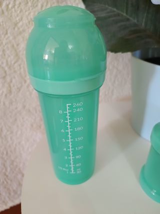 Biberón Twistshake Anti-Colic 260ml Nuevo
