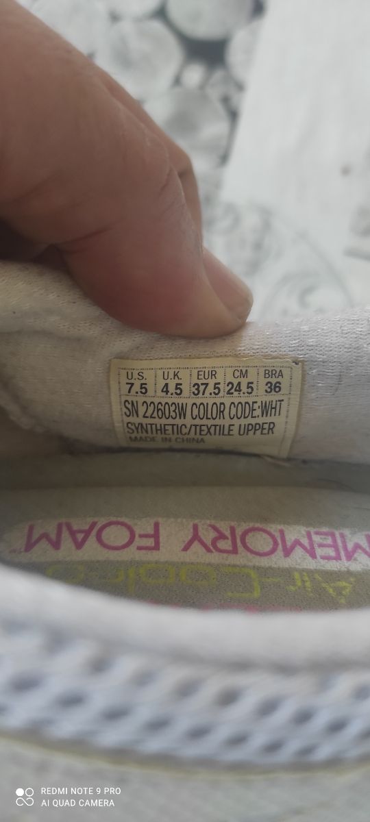 Bambas Skechers Talla 37.5 Blancas