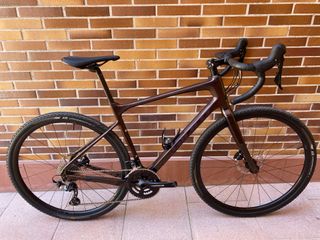 Bicicleta Giant Revolt Advanced 2 (2021)
