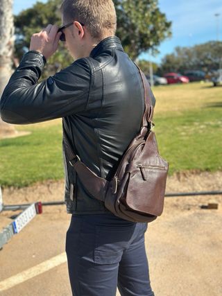 Bolso de hombro de cuero autentico Nuevo 