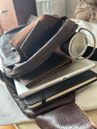 Bolso de hombro de cuero autentico Nuevo 